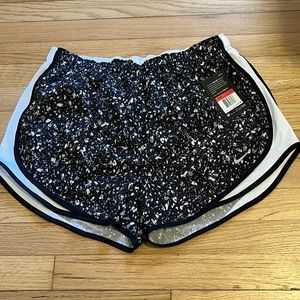 Nike dry-fit women’s shorts. New with tags!